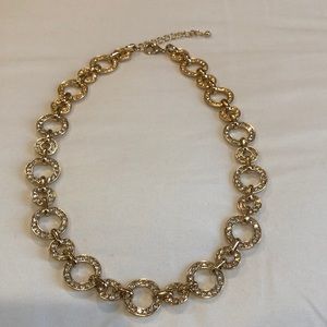 Gold necklace looks new with no tags